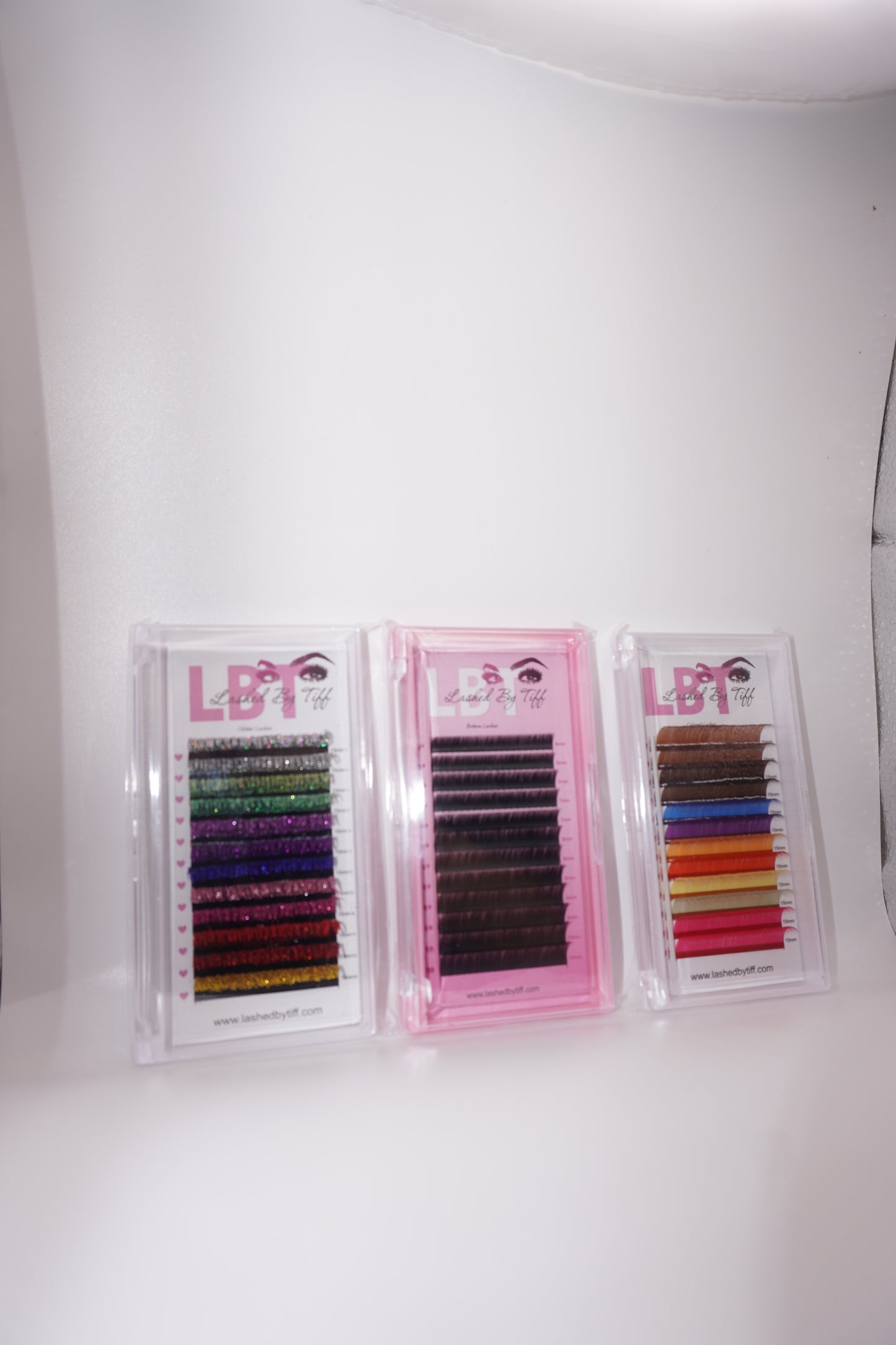 COLORED LASH TRAY