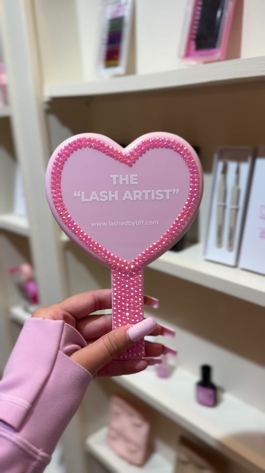 Mirror THE “LASH ARTIST”